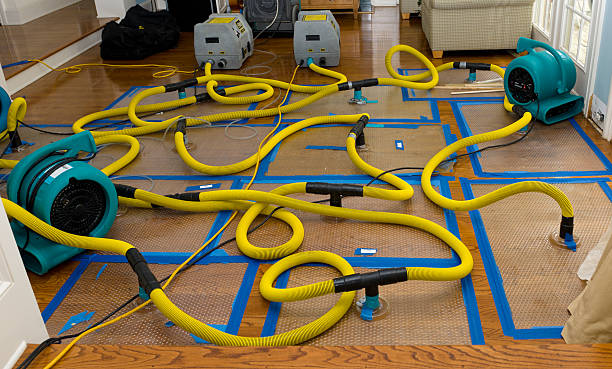 Professional Water Extraction technician working in Piedmont, OK